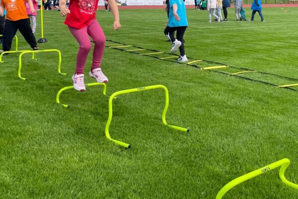 Sportlicher Einsatz bei der Vorschulolympiade Grundschulolympiade 2026