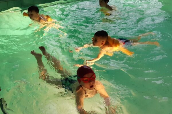 Schwimmen im freizeitBAD Schwimmen im freizeitBAD